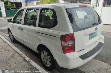 Purple Kia Carnival 2007 for sale in Manual