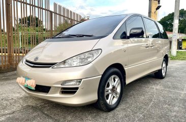 Selling Purple Toyota Previa 2005 in Imus