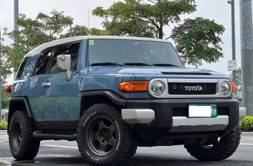 2014 Toyota FJ Cruiser  4.0L V6 in Makati, Metro Manila