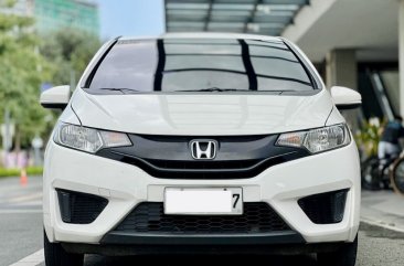 2016 Honda Jazz  1.5 V CVT in Makati, Metro Manila