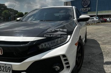 2016 Honda Civic  RS Turbo CVT in Manila, Metro Manila