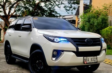 2018 Toyota Fortuner  2.4 G Diesel 4x2 AT in Caloocan, Metro Manila