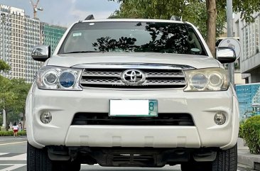 2011 Toyota Fortuner in Makati, Metro Manila