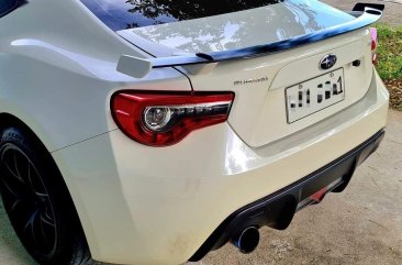 Sell Pearl White 2018 Subaru Brz in Manila