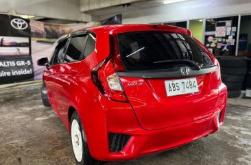 Selling Purple Honda Jazz 2015 in Quezon City