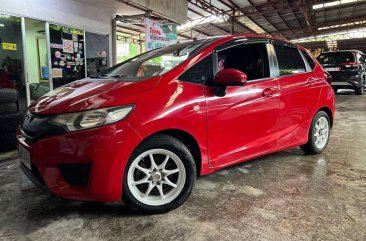 Selling Purple Honda Jazz 2015 in Quezon City