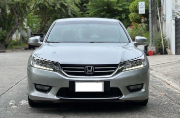 Purple Honda Accord 2015 for sale in Automatic