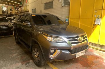 Purple Toyota Fortuner 2018 for sale in Automatic