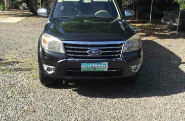 Purple Ford Everest 2011 for sale in Quezon City