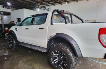 Purple Ford Ranger 2017 for sale in Automatic