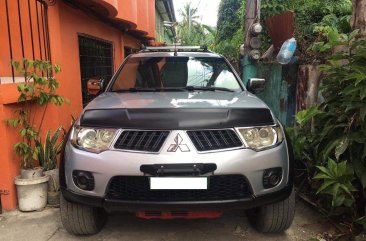 Selling Purple Mitsubishi Pajero 2010 in Cebu City