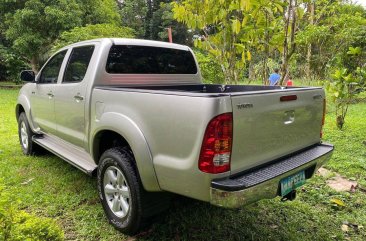 Purple Toyota Hilux 2011 for sale in Marikina