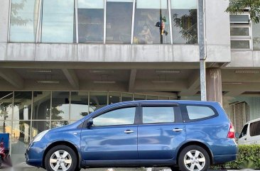 Selling Purple Nissan Grand Livina 2009 in Makati