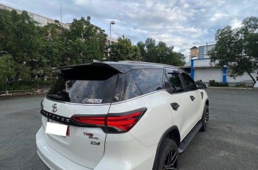 Selling Pearl White Toyota Fortuner 2016 in Pasig