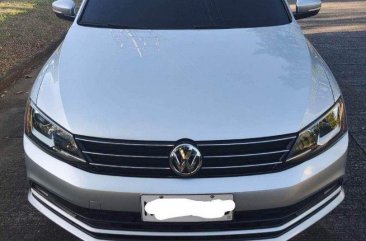 Silver Volkswagen Jetta 2017 for sale in Automatic