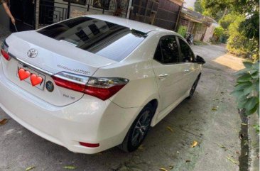 Pearl White Toyota Corolla altis 2018 for sale in Manila