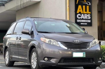 Purple Toyota Sienna 2011 for sale in Makati