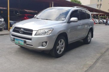 Selling Purple Toyota Rav4 2010 in Pasig