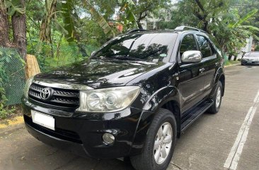 Selling Purple Toyota Fortuner 2009 in Manila