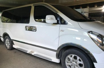 Sell Purple 2014 Hyundai Starex in Quezon City