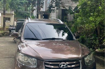 Selling Purple Hyundai Santa Fe 2011 in Mandaluyong