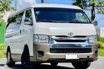 Sell Purple 2016 Toyota Hiace Super Grandia in Makati