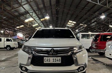 Pearl White Mitsubishi Montero 2019 for sale in Automatic