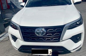 Purple Toyota Fortuner 2022 for sale in Makati