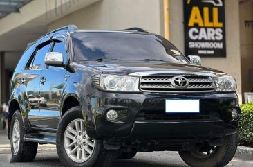 Purple Toyota Fortuner 2009 for sale in Makati