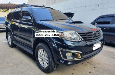 Purple Toyota Fortuner 2014 for sale in Manual