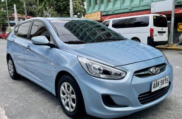 Sell Purple 2014 Hyundai Accent in Manila