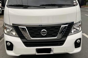 2018 Nissan NV350 Urvan 2.5 Premium 15-seater MT in Marikina, Metro Manila