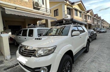 Selling Pearl White Toyota Fortuner 2015 in Pateros