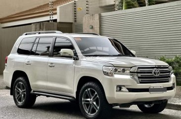 2010 Toyota Land Cruiser VX 3.3 4x4 AT in Manila, Metro Manila