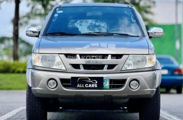 2006 Isuzu Crosswind in Makati, Metro Manila