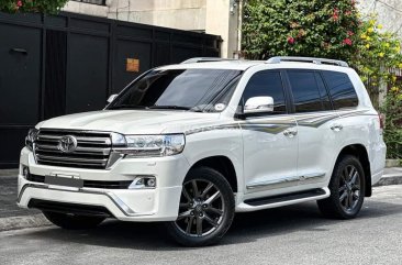 2016 Toyota Land Cruiser VX 3.3 4x4 AT in Manila, Metro Manila