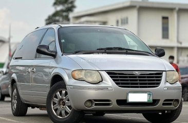 2007 Chrysler Town And Country in Makati, Metro Manila