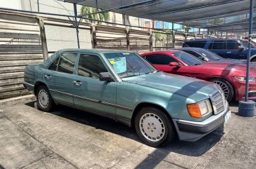 1997 Mercedes-Benz W124 in Parañaque, Metro Manila