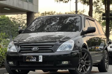 2010 Kia Carnival in Makati, Metro Manila