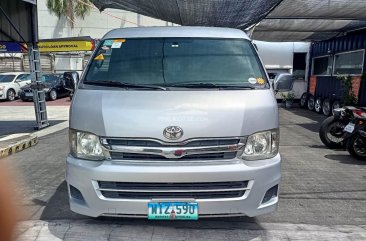 2014 Toyota Hiace Super Grandia in Parañaque, Metro Manila