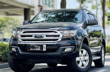 2016 Ford Everest in Makati, Metro Manila