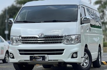 2014 Toyota Hiace Super Grandia in Makati, Metro Manila