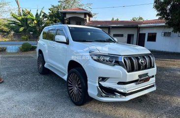 2013 Toyota Land Cruiser Prado 4.0 4x4 AT (Gasoline) in Manila, Metro Manila