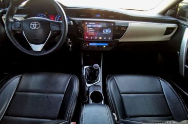 Selling Purple Toyota Corolla altis 2016 in Quezon City