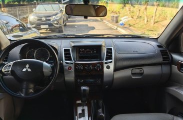 Purple Mitsubishi Montero 2010 for sale in Automatic