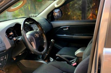 Purple Toyota Fortuner 2016 for sale in Manual