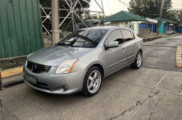 Sell Purple 2013 Nissan Sentra in Quezon City