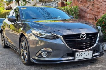Selling Purple Mazda 3 2015 in Manila