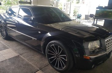 Selling Purple Chrysler 300c 2010 in Manila