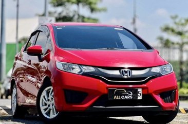 Selling Purple Honda Jazz 2017 in Makati